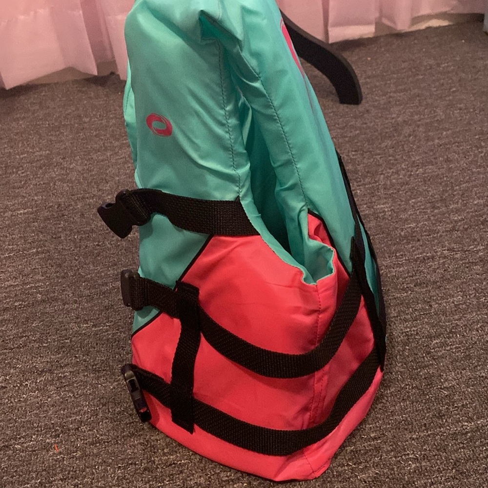 Flotation Vest - Picture 3 of 7